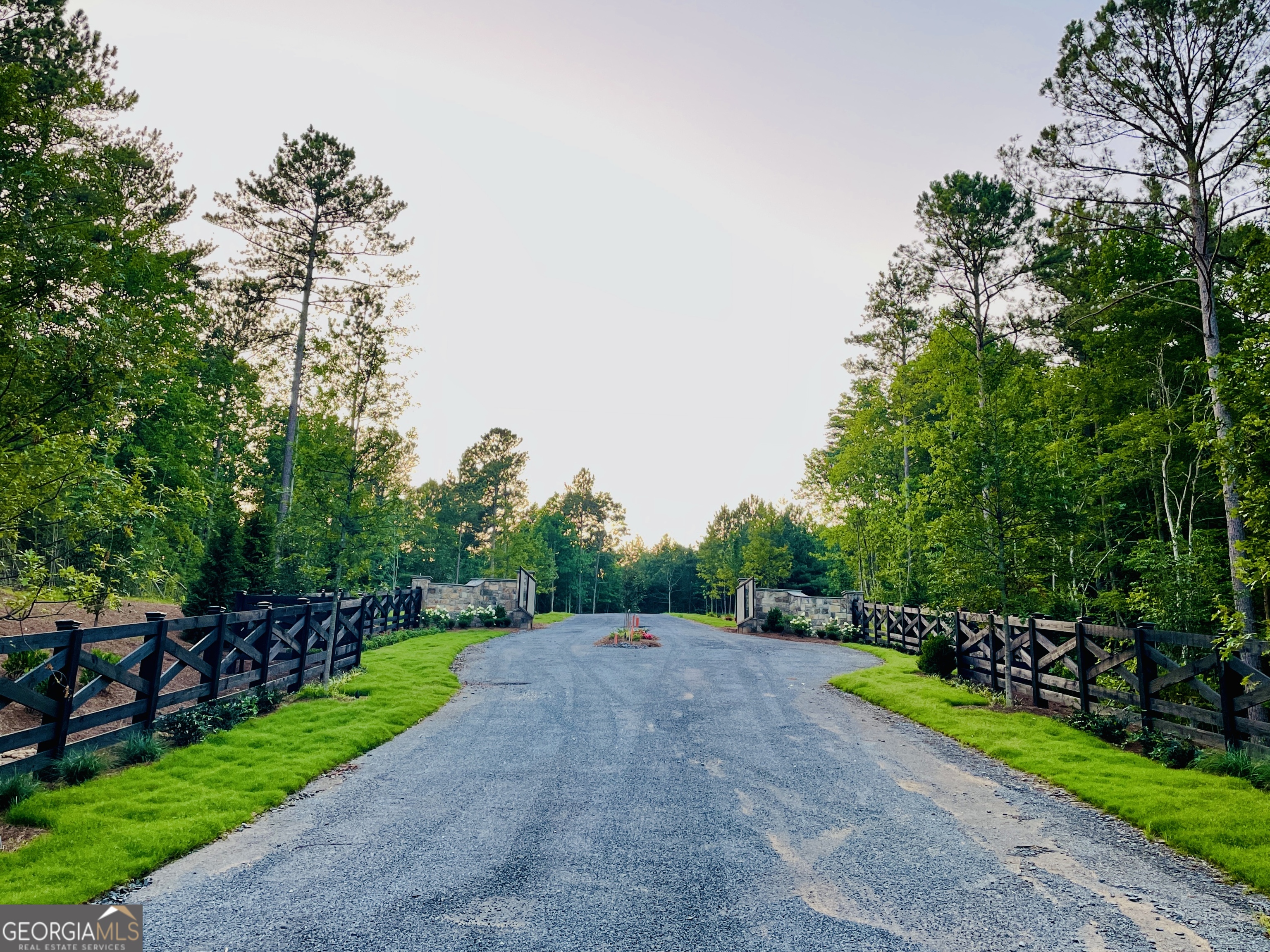 655 Lookout Valley Trail Talking Rock GA 30175