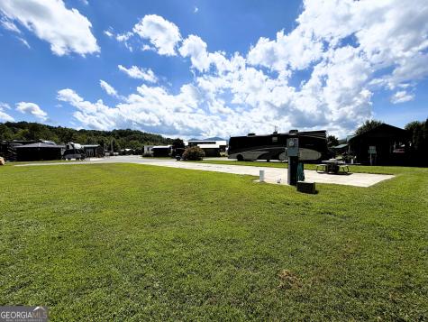 25 Golden Bridle Drive Blairsville GA 30512