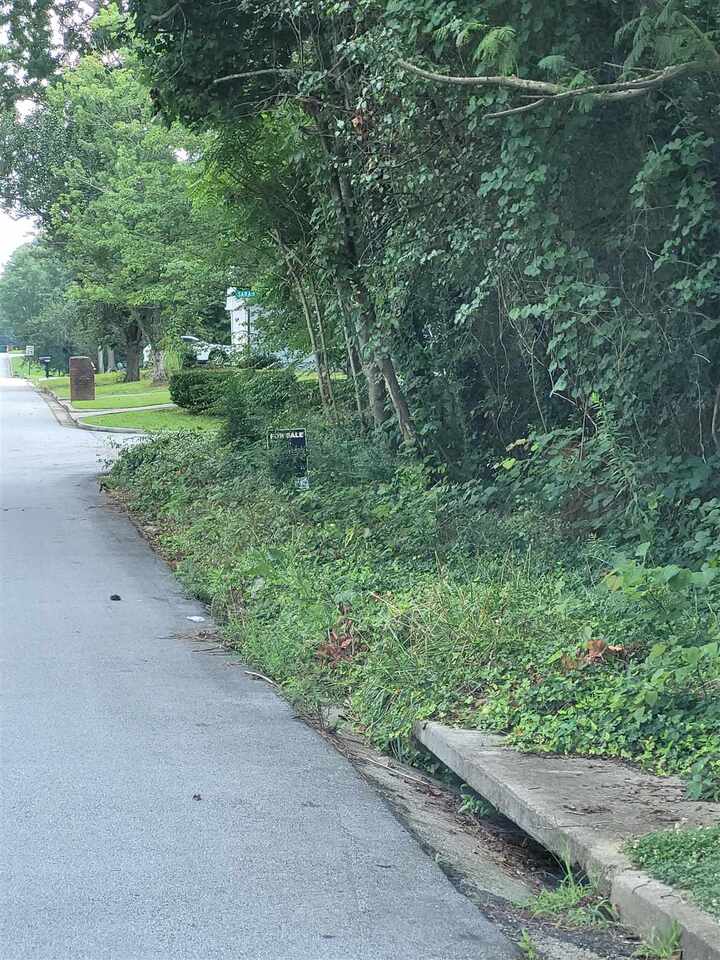 1077 Crooked Creek Road Lithonia GA 30058