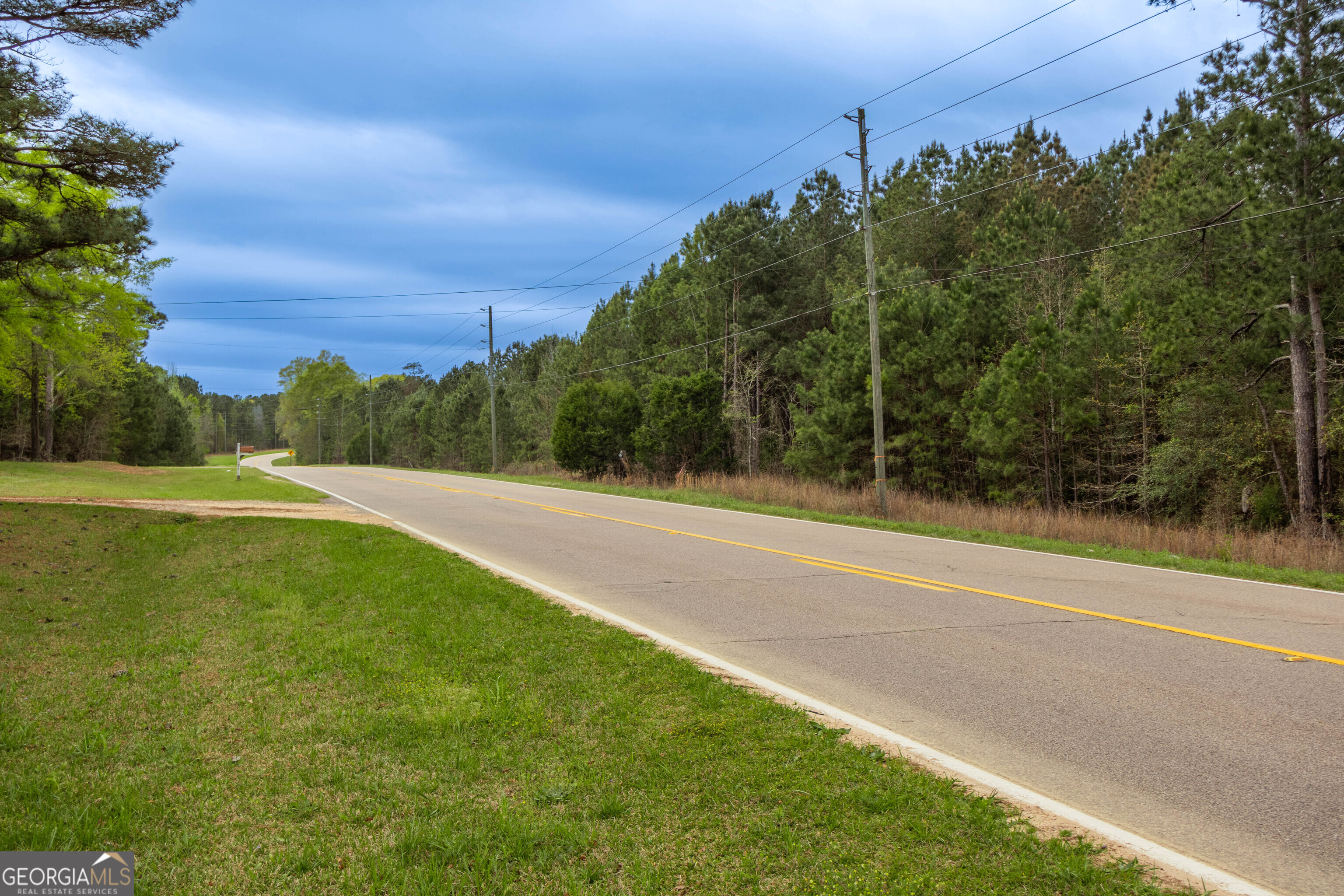 4172 Bartley Road West Point GA 31833
