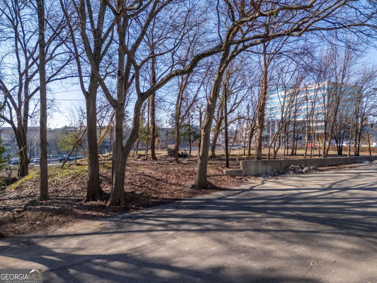 1849 Howell Mill Road NW Atlanta GA 30318
