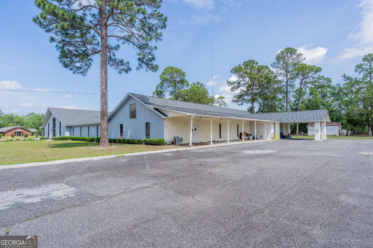 128 University Boulevard Waycross GA 31503