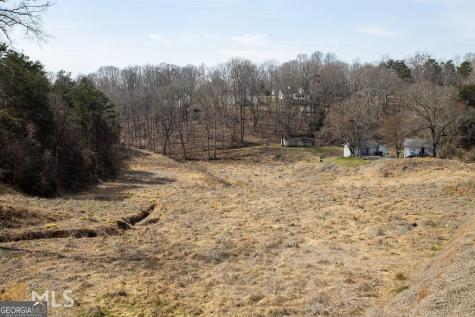 635 North Grove Street Dahlonega GA 30533