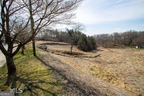 635 North Grove Street Dahlonega GA 30533