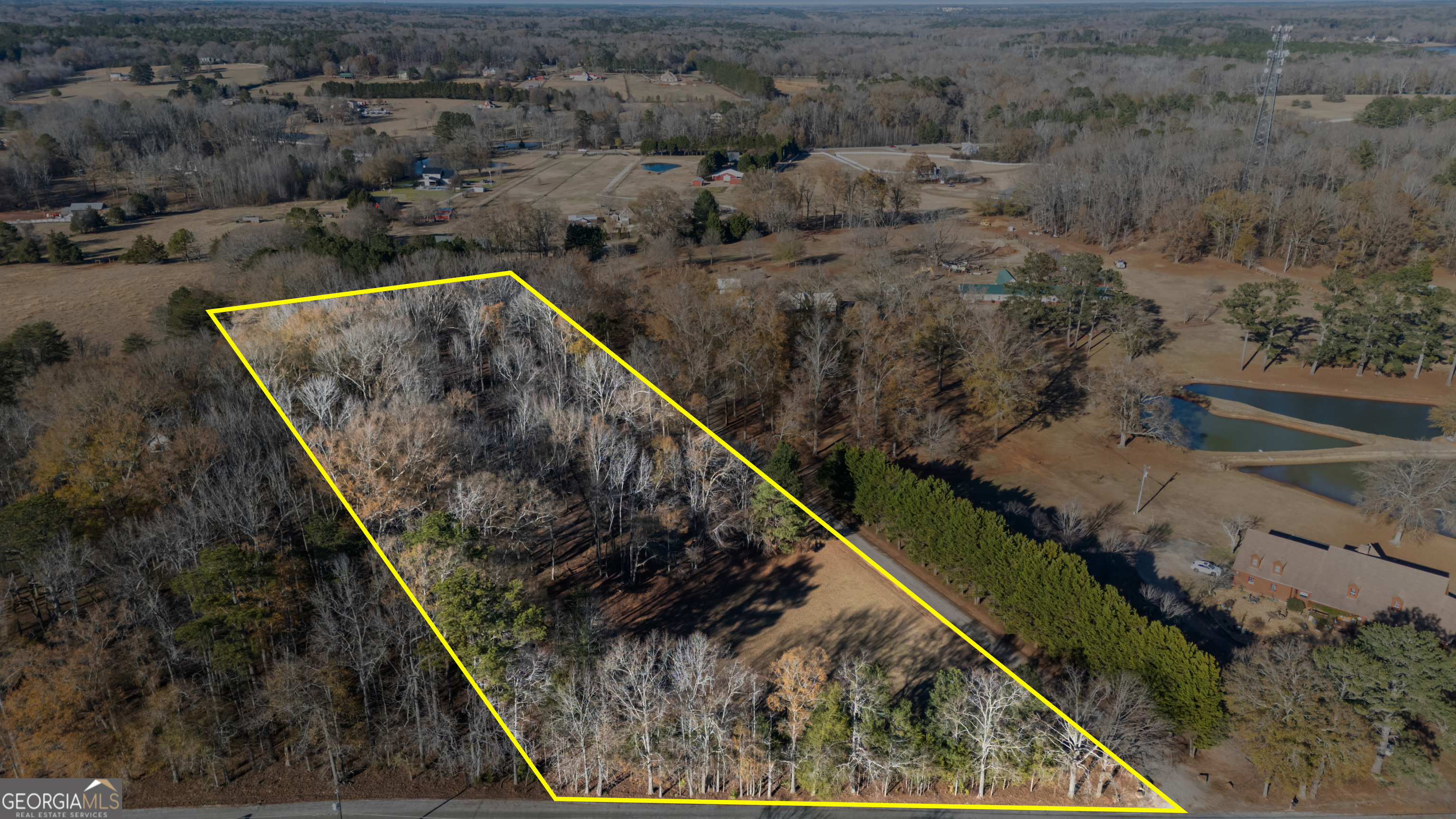 Btwn 222 & 240 Mud Bridge Road - 5 Acres Fayetteville GA 30215