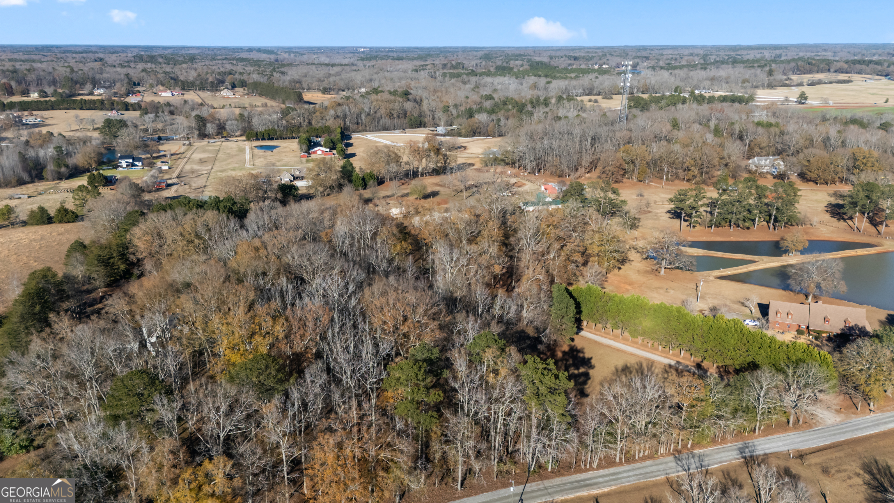 Btwn 222 & 240 Mud Bridge Road - 5 Acres Fayetteville GA 30215
