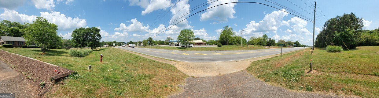 5246 Us Highway 441 S Nicholson GA 30565