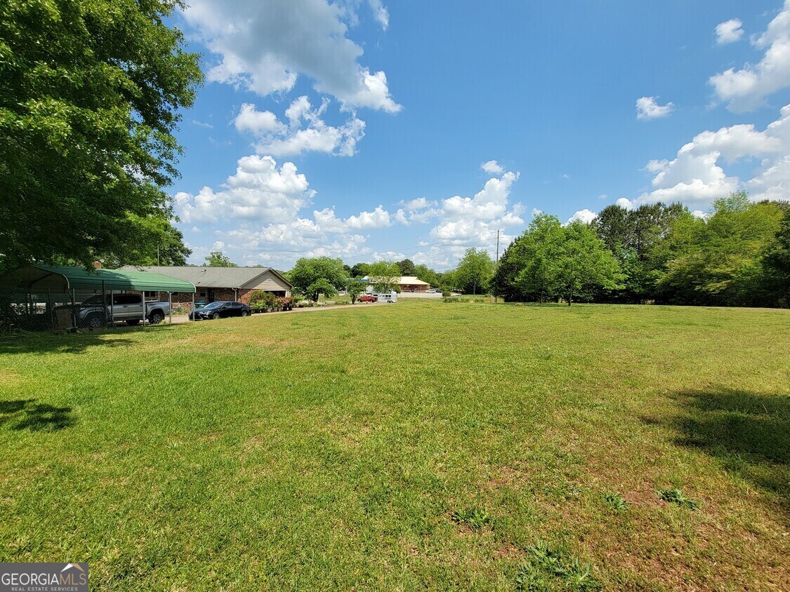 5246 Us Highway 441 S Nicholson GA 30565