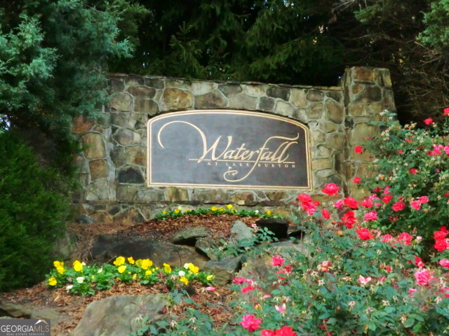 V 15 Village Club Drive Clayton GA 30525