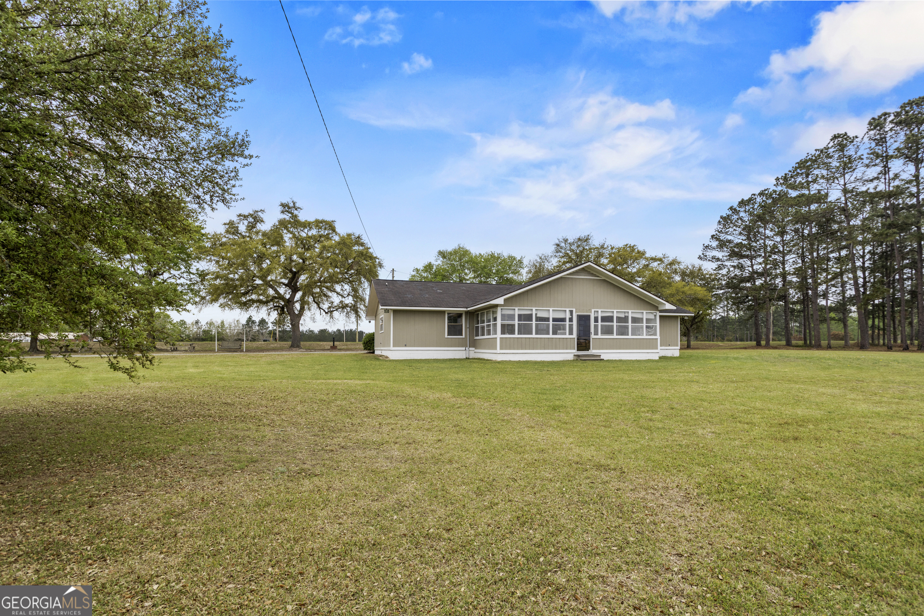 2206 Tellie Akins Road Claxton GA 30417