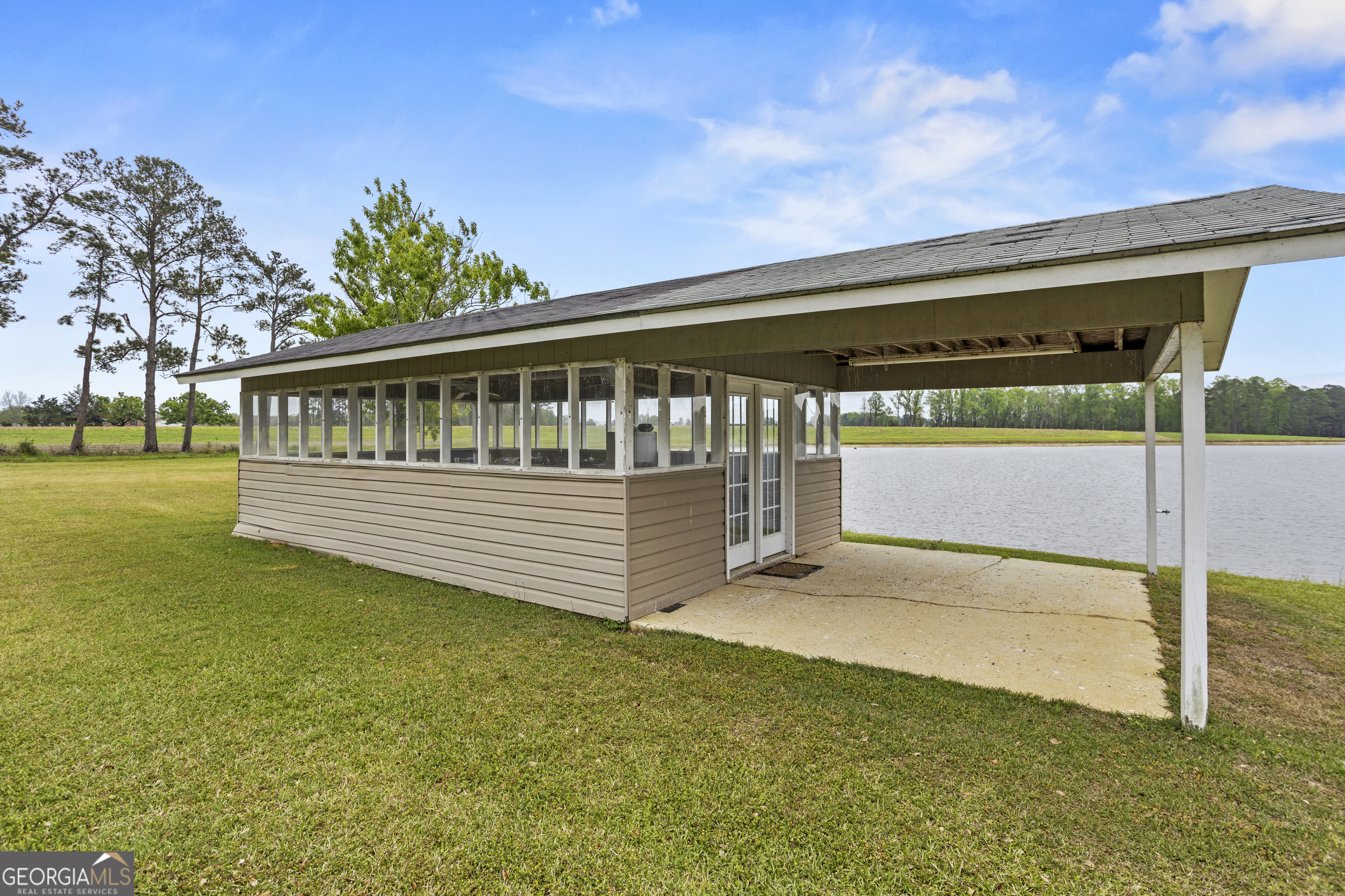 2206 Tellie Akins Road Claxton GA 30417