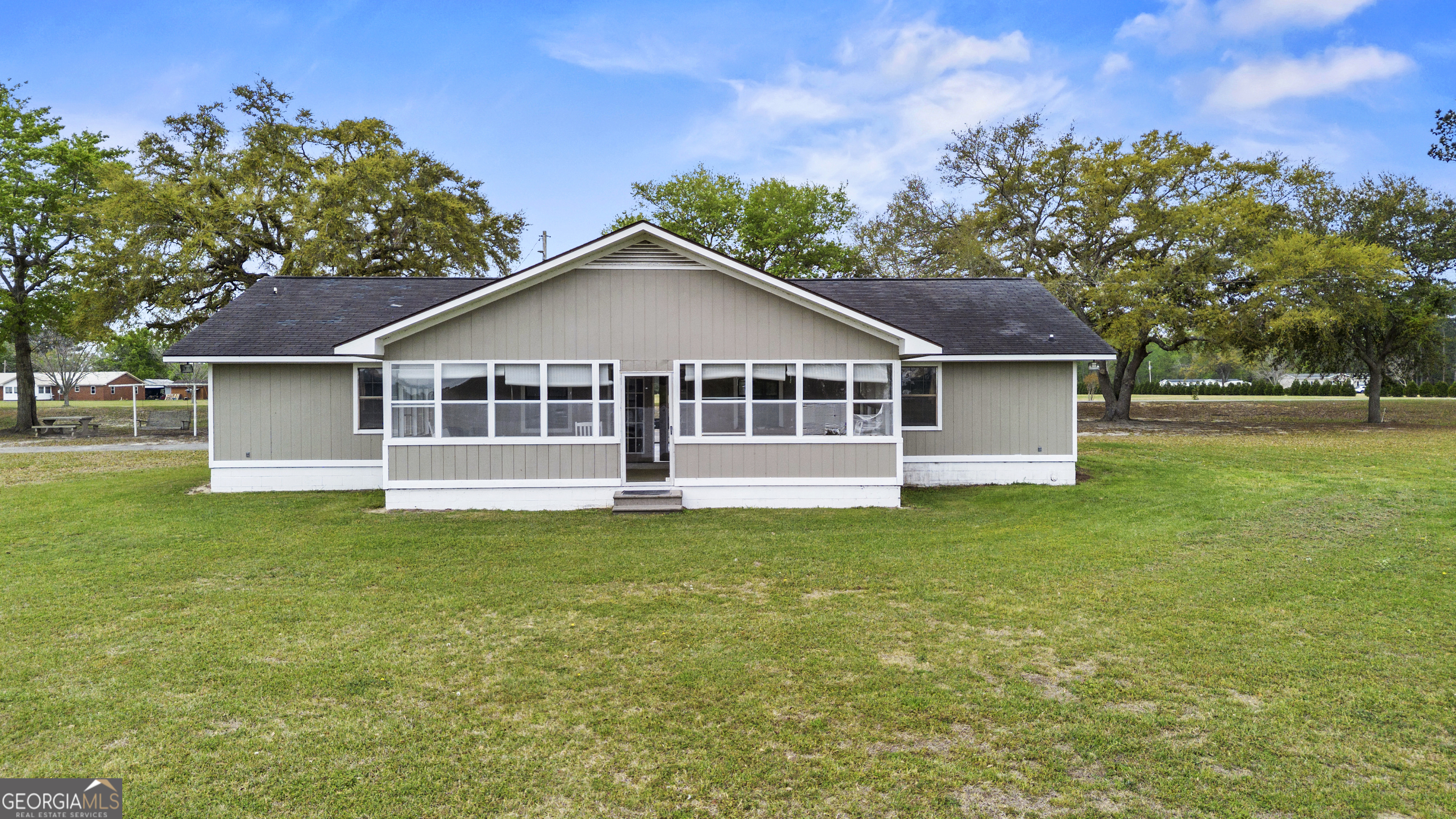 2206 Tellie Akins Road Claxton GA 30417