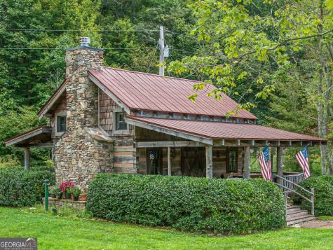 115 Wildflower Road Scaly Mountain NC 28775