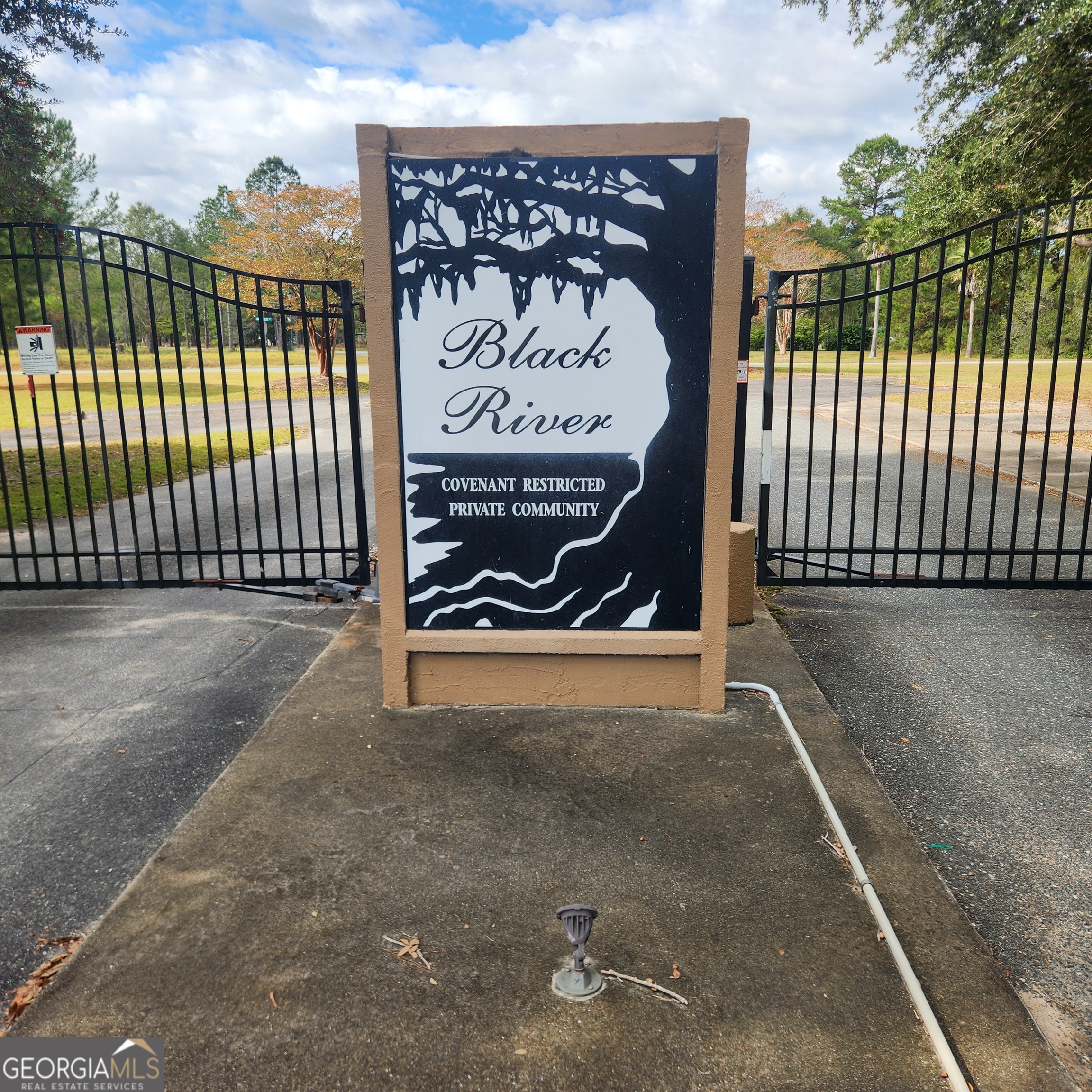 559 Lake Deborah Drive Folkston GA 31537