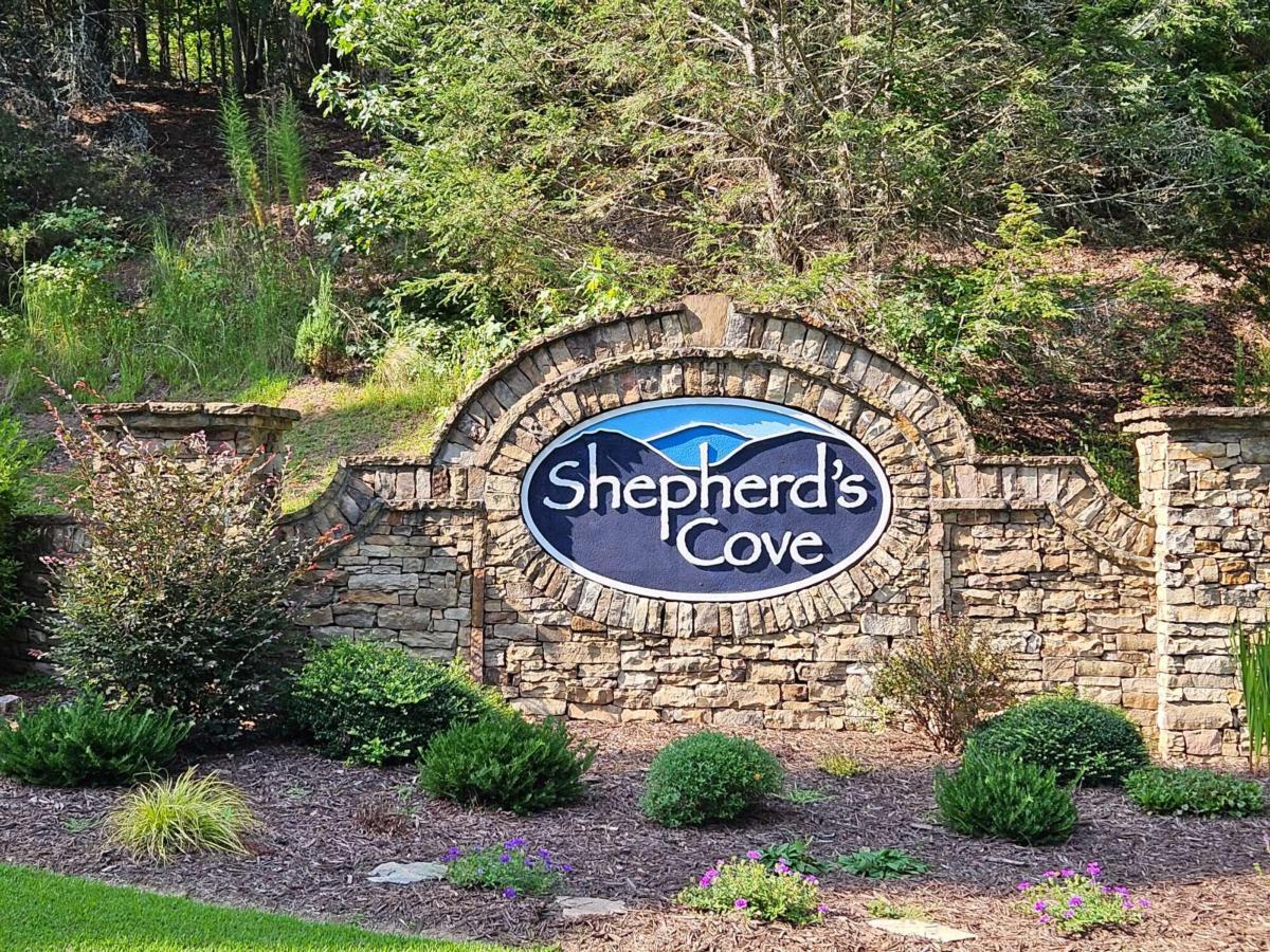 190 Comfort Lane Dahlonega GA 30533