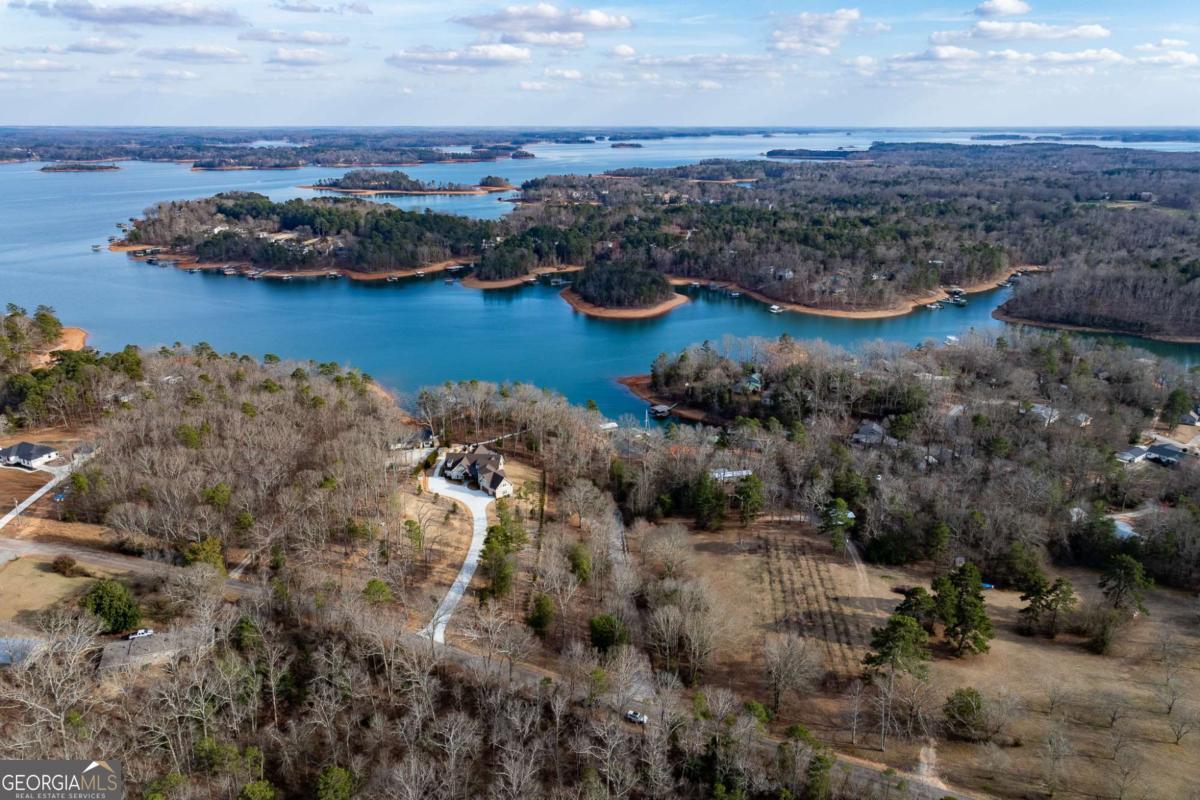 590 Rainbow Drive Hartwell GA 30643