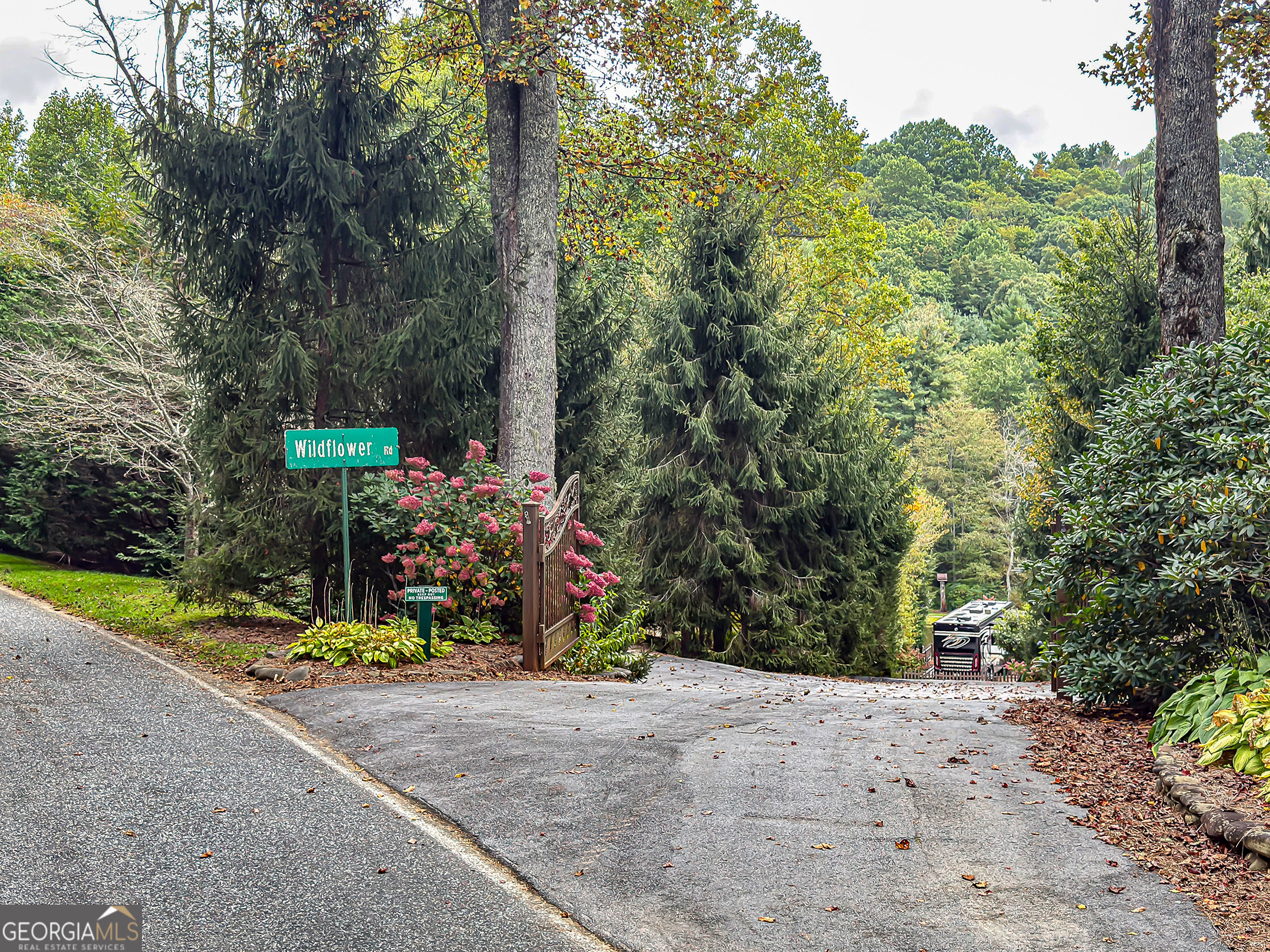 19 W. Highlands Way Scaly Mountain NC 28775