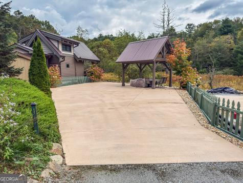 19 W. Highlands Way Scaly Mountain NC 28775
