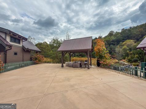 19 W. Highlands Way Scaly Mountain NC 28775