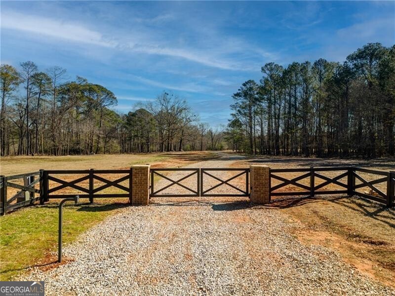 697 Moccasin Gap Road Jackson GA 30233