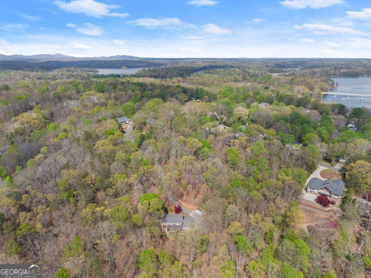 2527 Thompson Ovlk Gainesville GA 30506