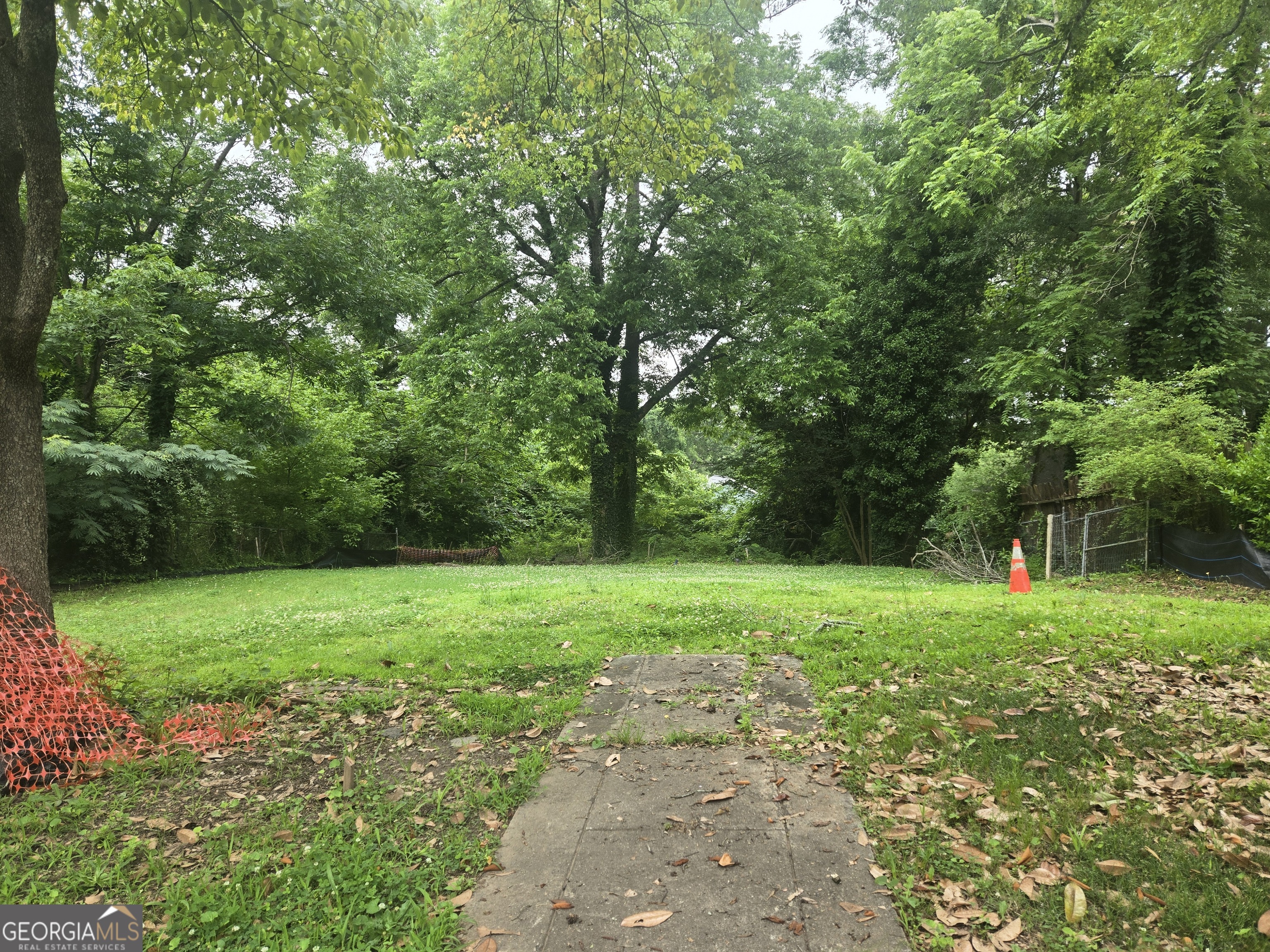 895 Center Hill Avenue NW Atlanta GA 30318