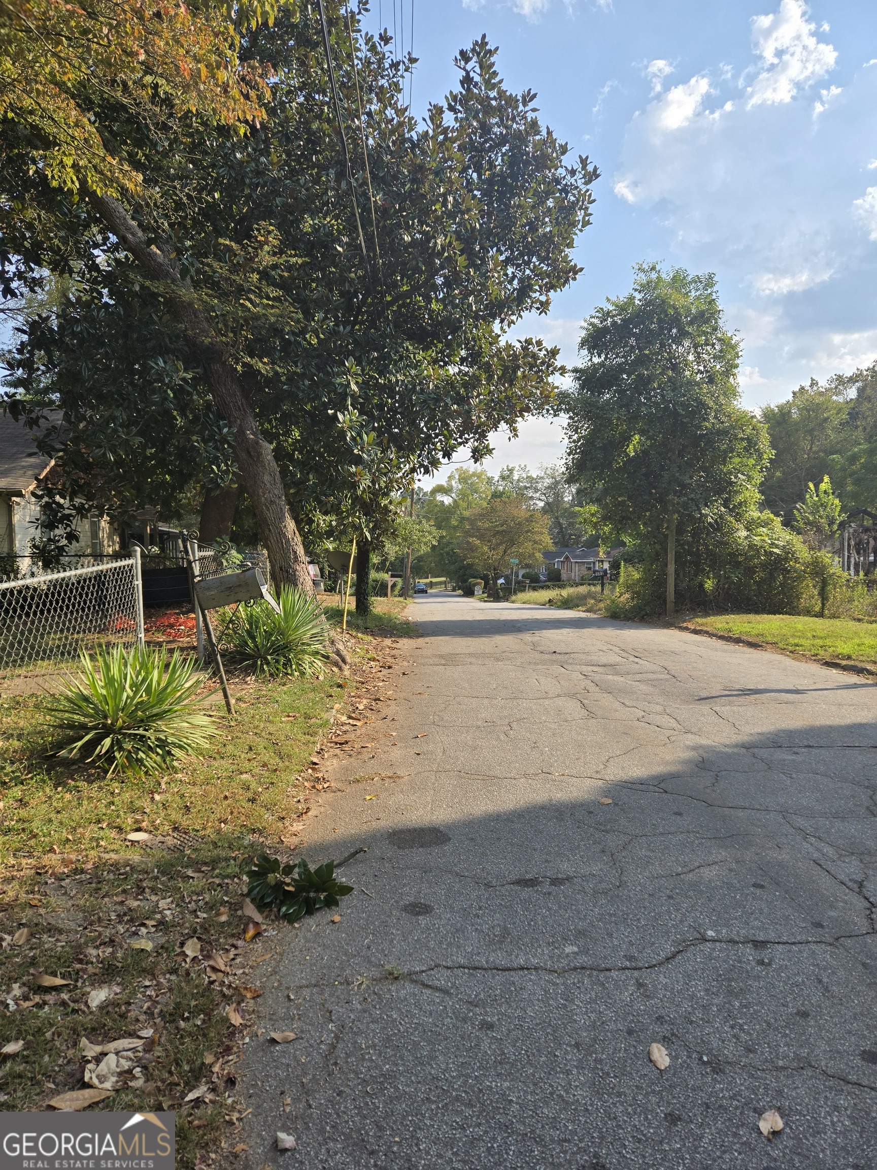 895 Center Hill Avenue NW Atlanta GA 30318