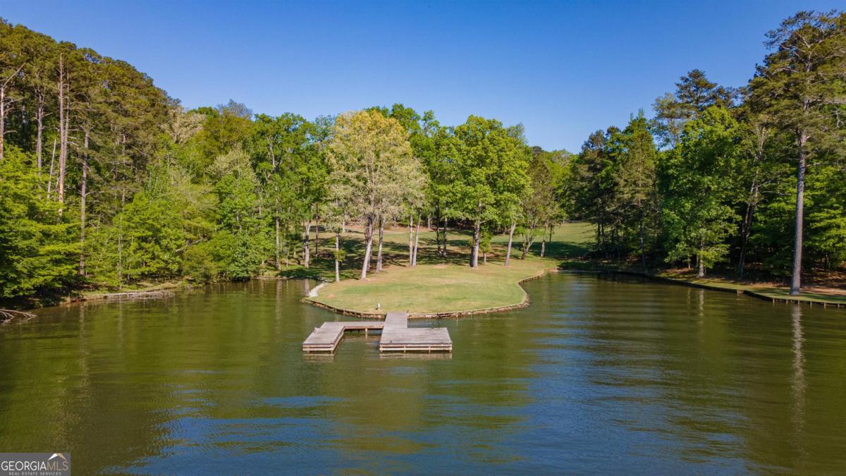 1901 Pine Grove Road Greensboro GA 30642