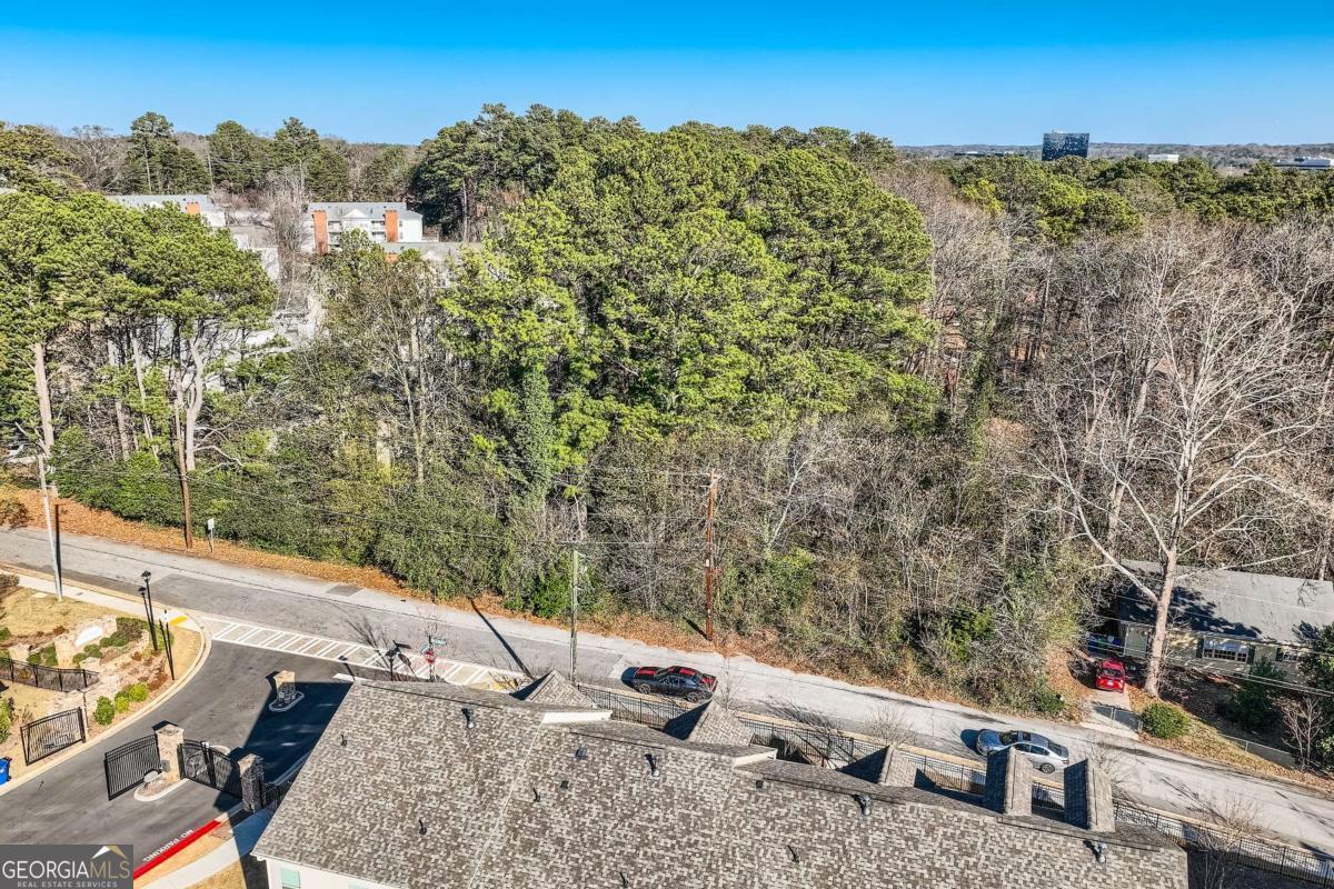 2093 Pine Cone Lane NE Atlanta GA 30319