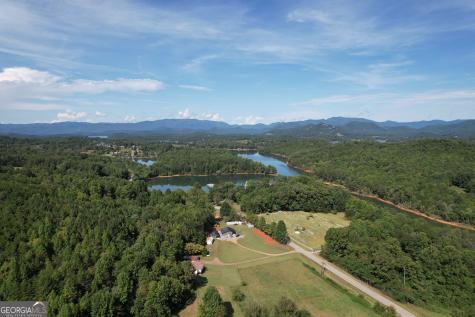 573 Sunnyside Road Hiawassee GA 30546