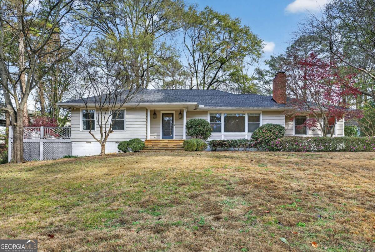 1040 Lindridge Drive NE Atlanta GA 30324