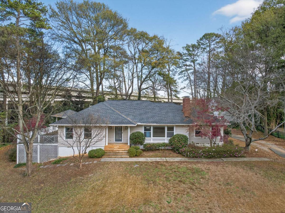 1040 Lindridge Drive NE Atlanta GA 30324