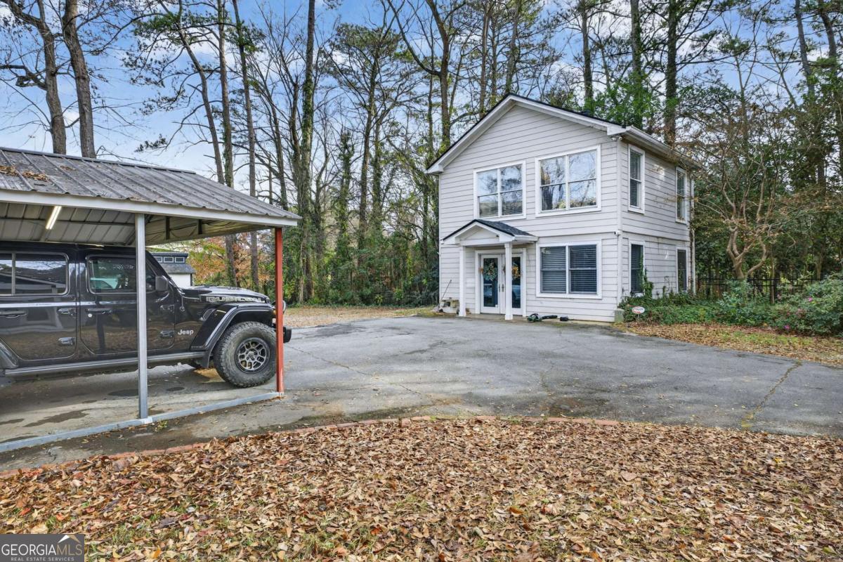 1040 Lindridge Drive NE Atlanta GA 30324