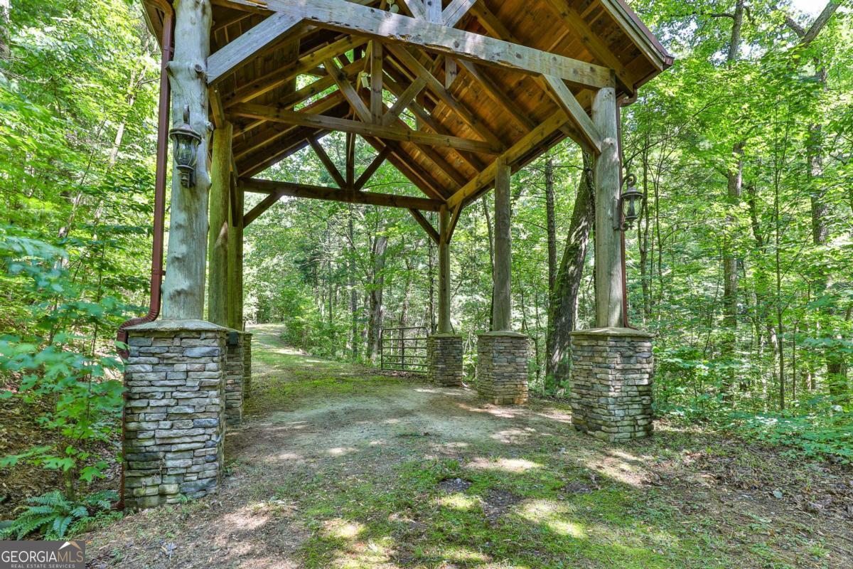 51+ Acre Mountain Cove Way Cherry Log GA 30522