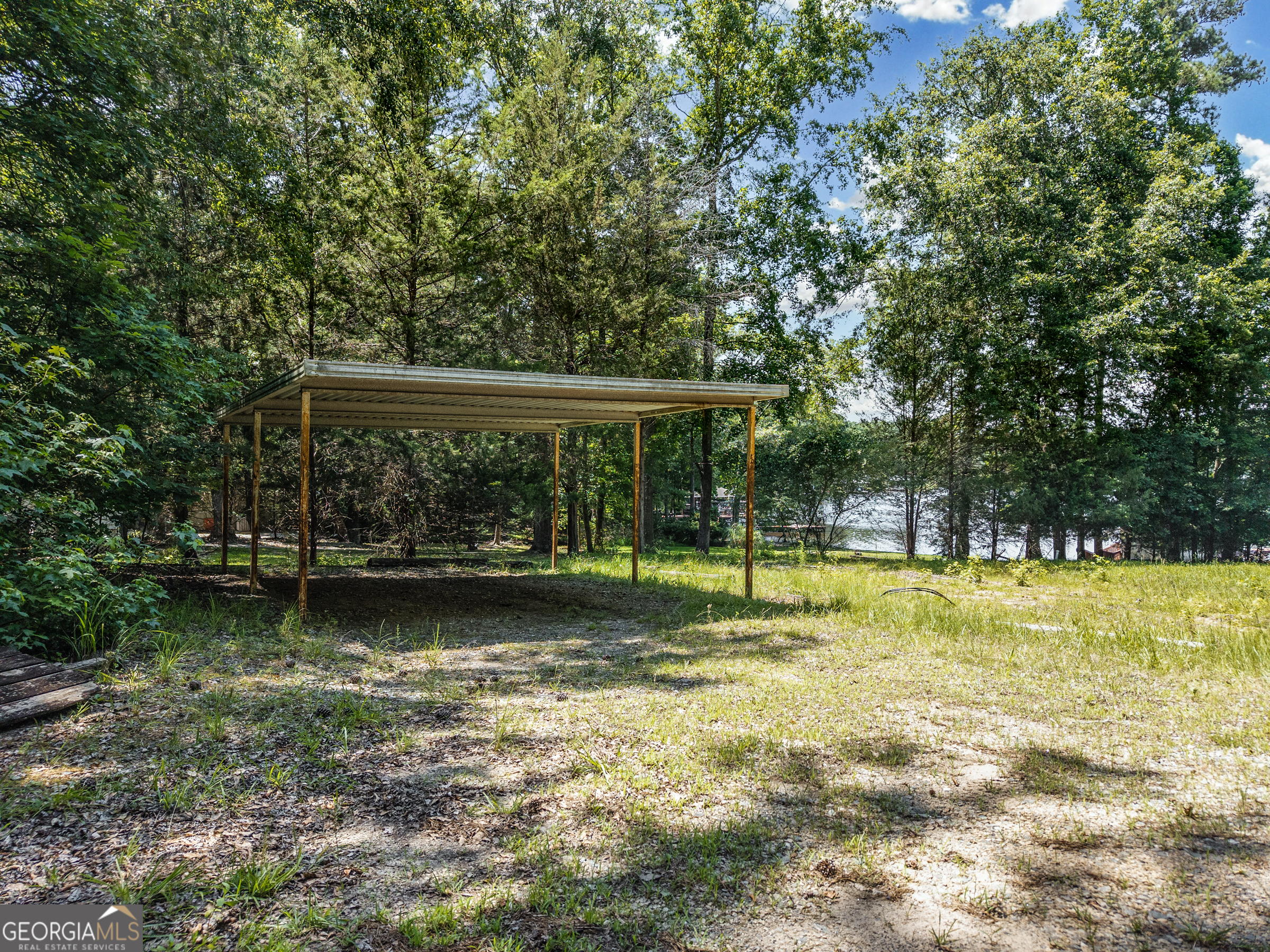 909 South Steel Bridge Road Eatonton GA 31024