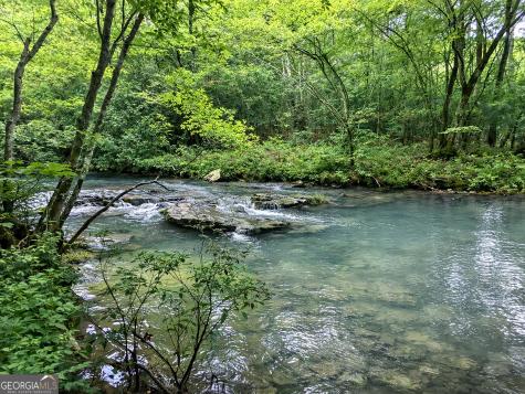 10AC Yonder Way Talking Rock GA 30175