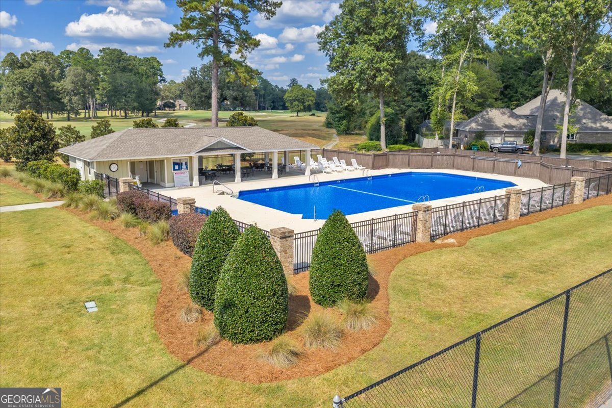 215 Falcon Crest Warner Robins GA 31088
