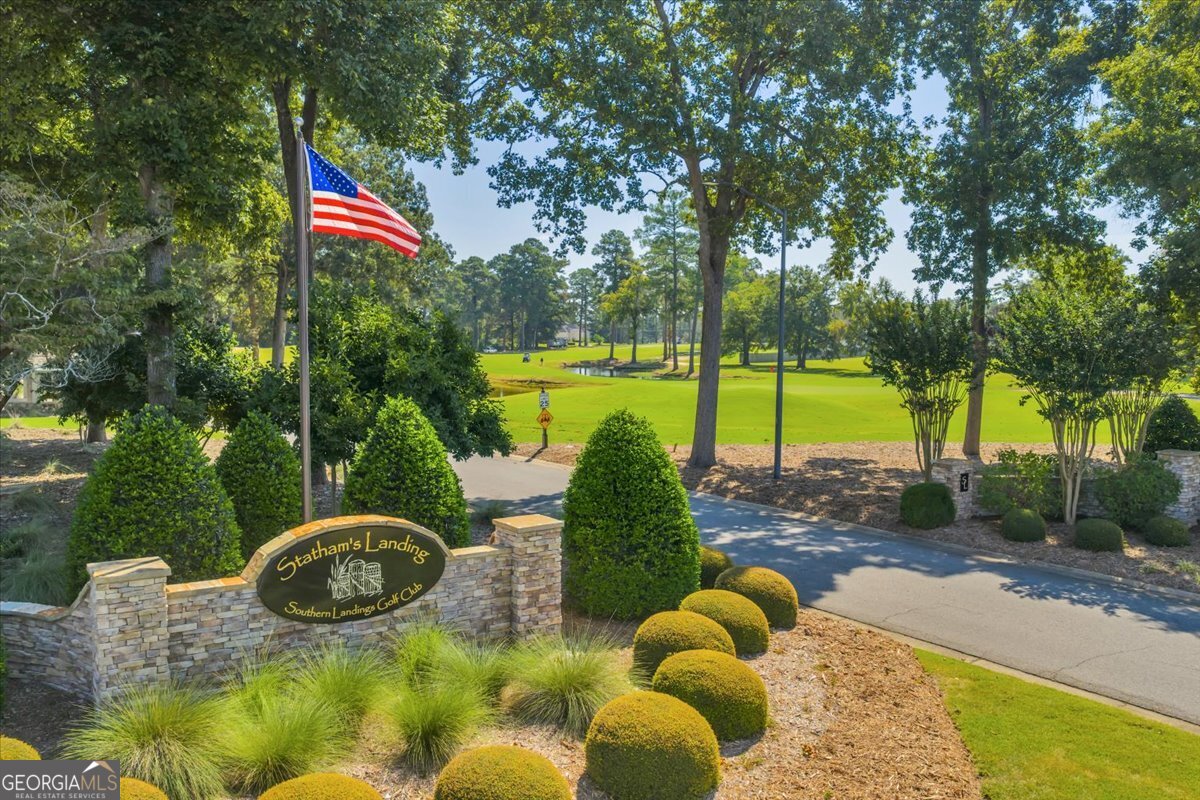 215 Falcon Crest Warner Robins GA 31088