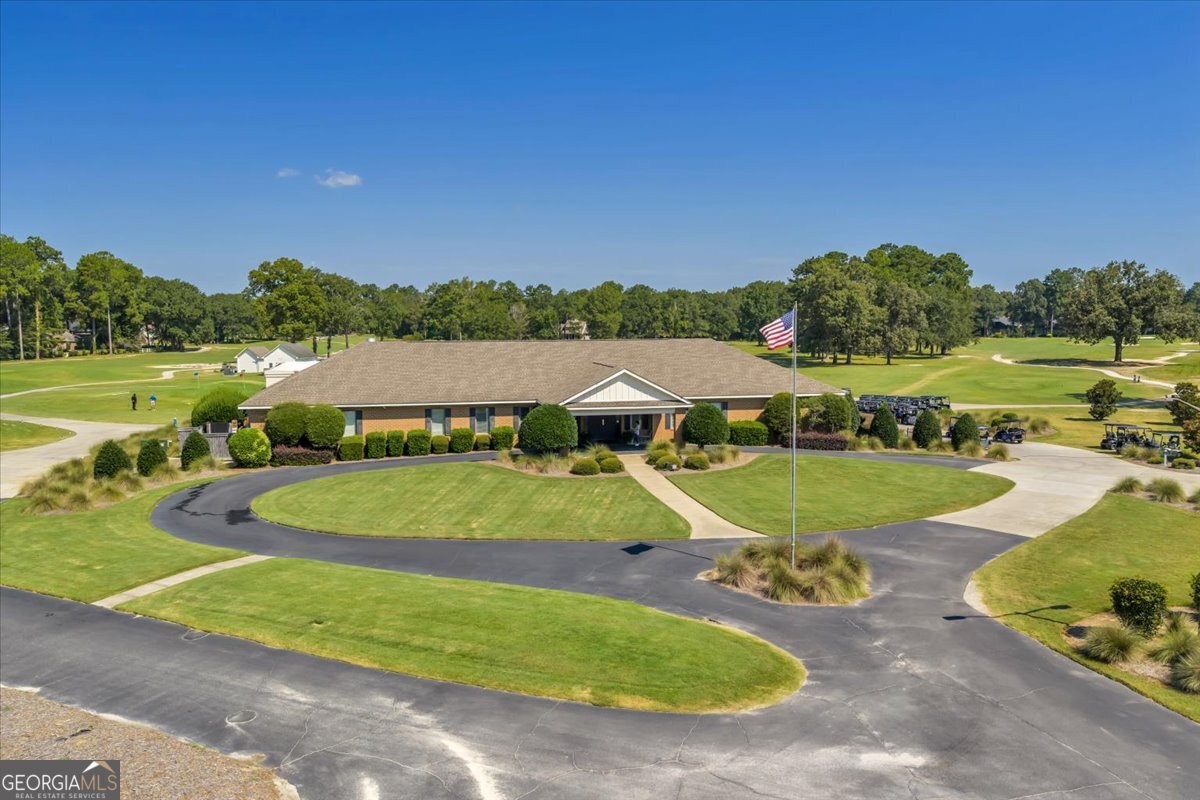 215 Falcon Crest Warner Robins GA 31088