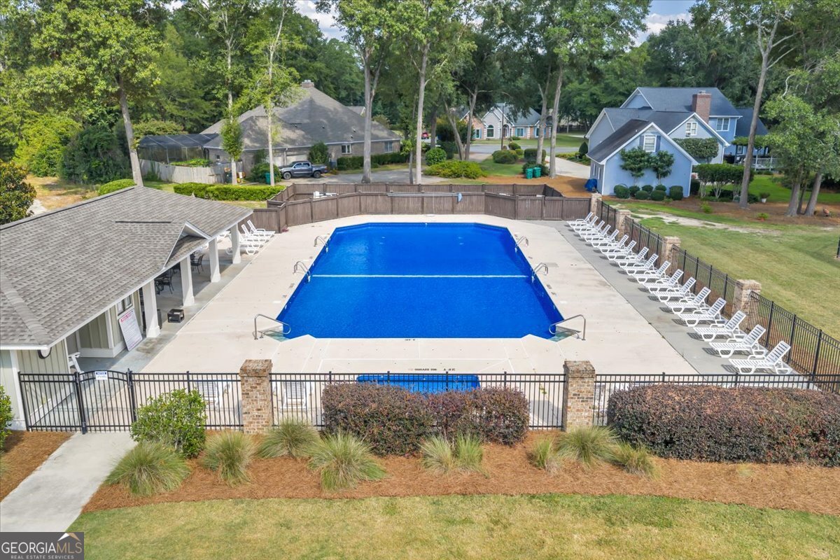 215 Falcon Crest Warner Robins GA 31088