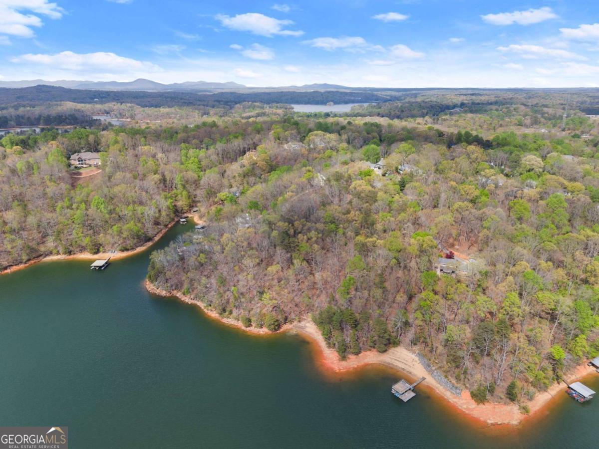 2524 Thompson Ovlk Gainesville GA 30506