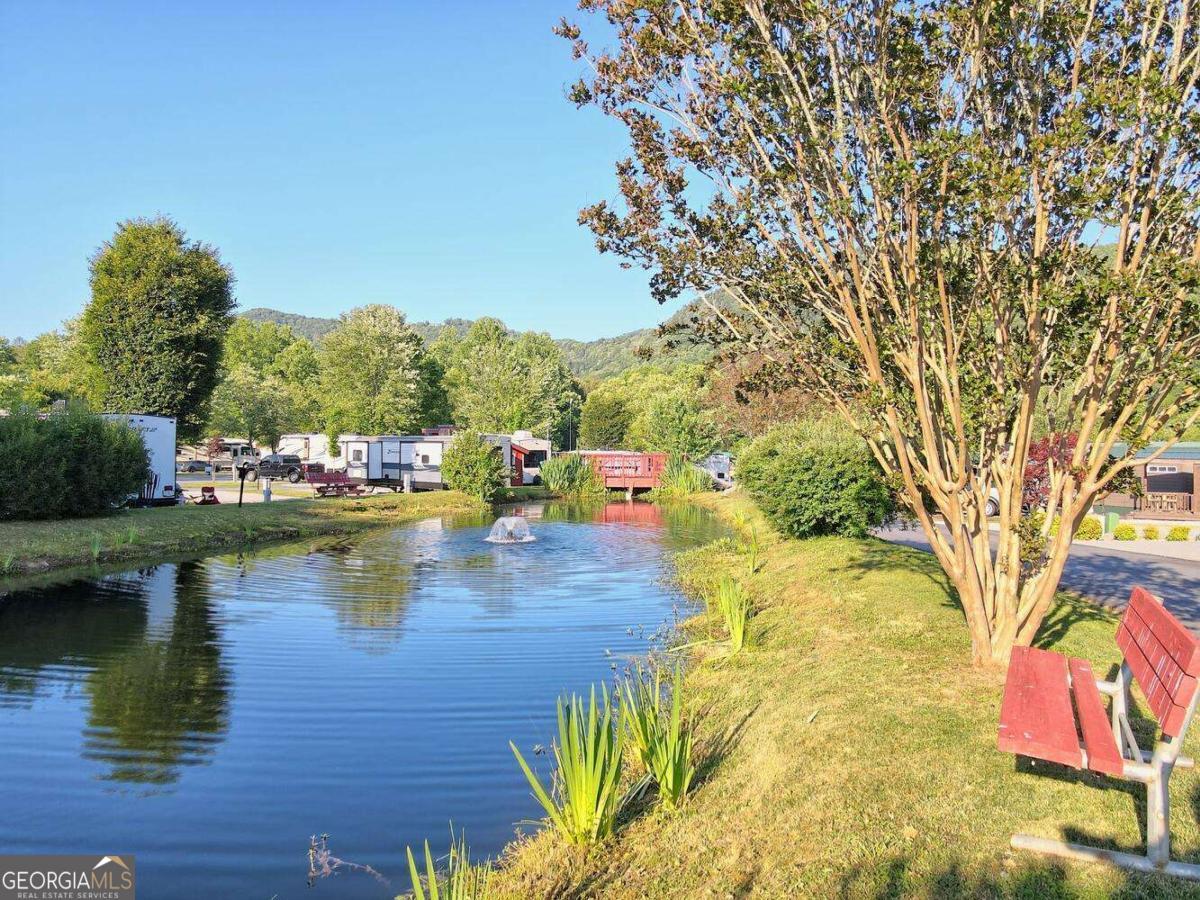 608 River Vista Drive Dillard GA 30537
