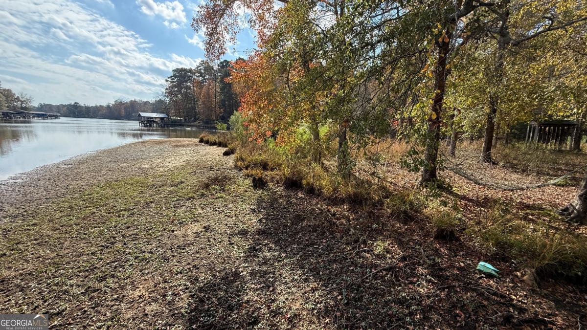 618 S Steel Bridge Road Eatonton GA 31024