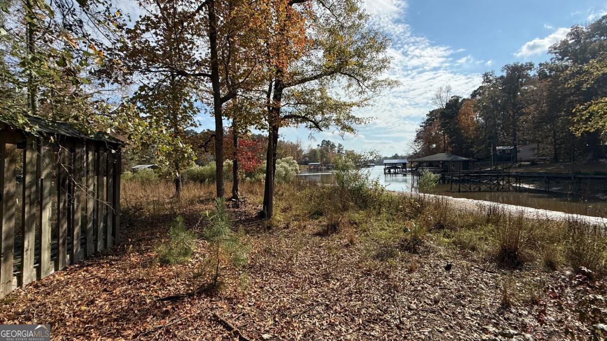 618 S Steel Bridge Road Eatonton GA 31024