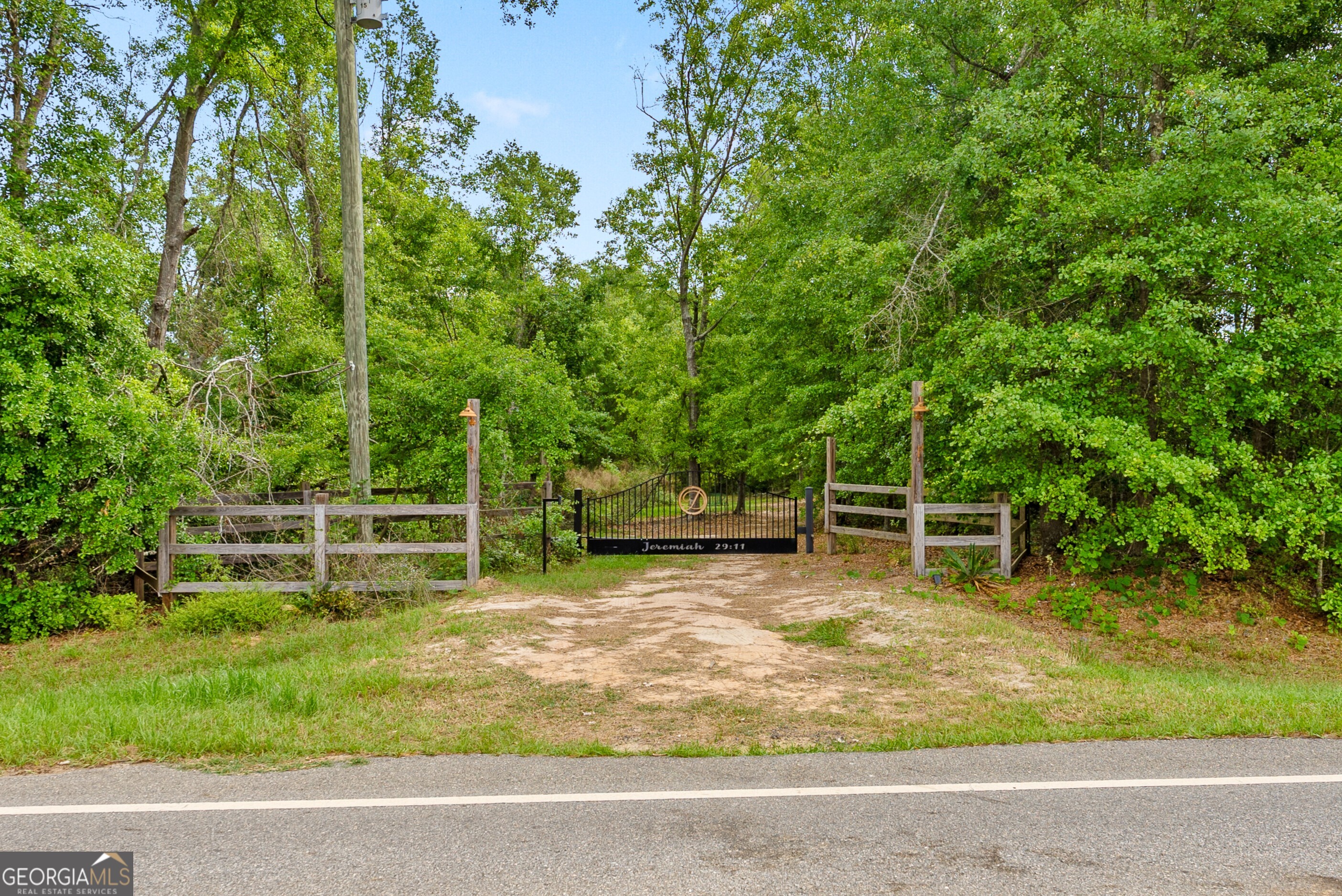 11380 Nashville Enigma Road Enigma GA 31749