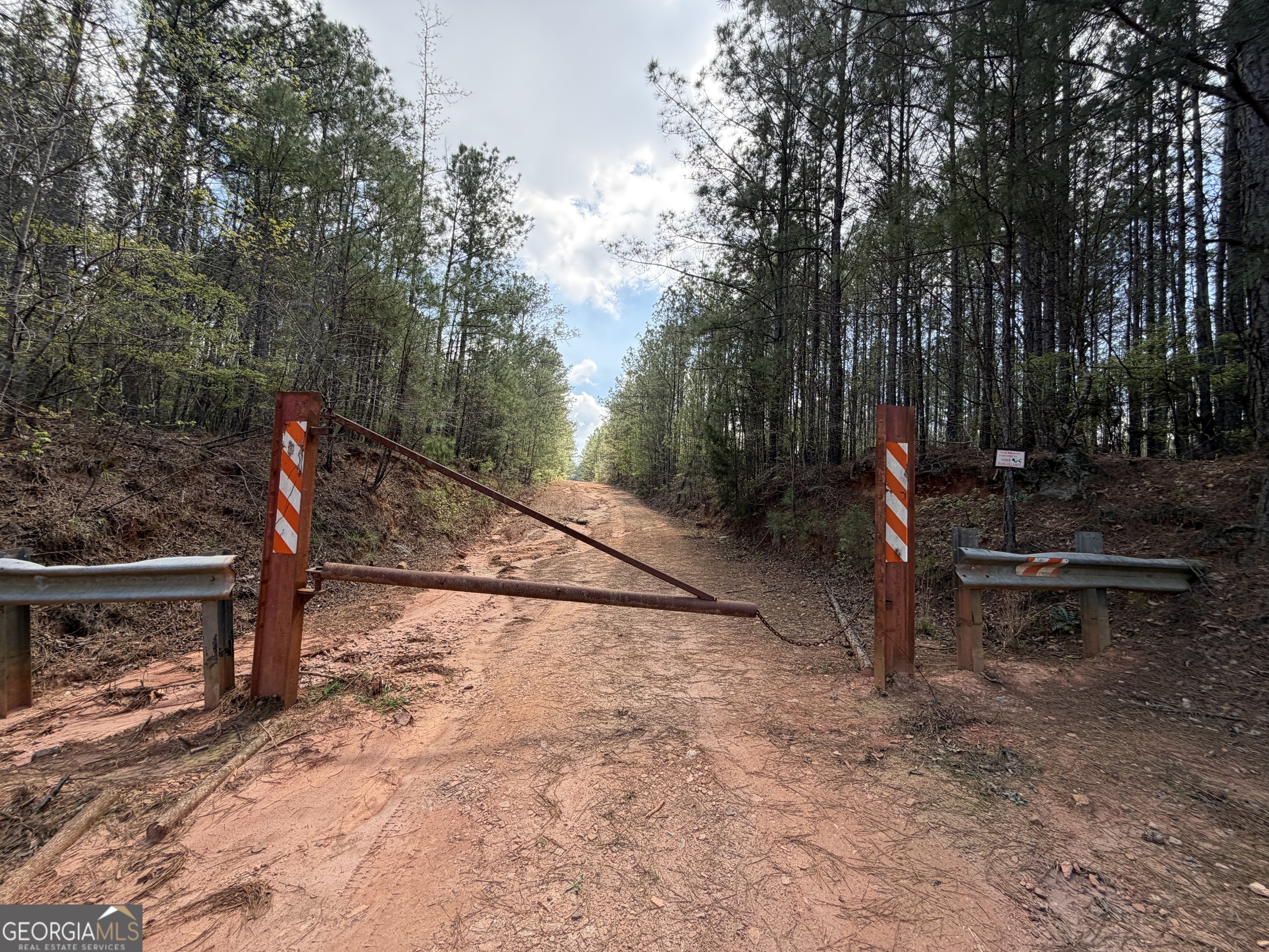 19.74 Acres Davis Lake Road Pine Mountain GA 31822
