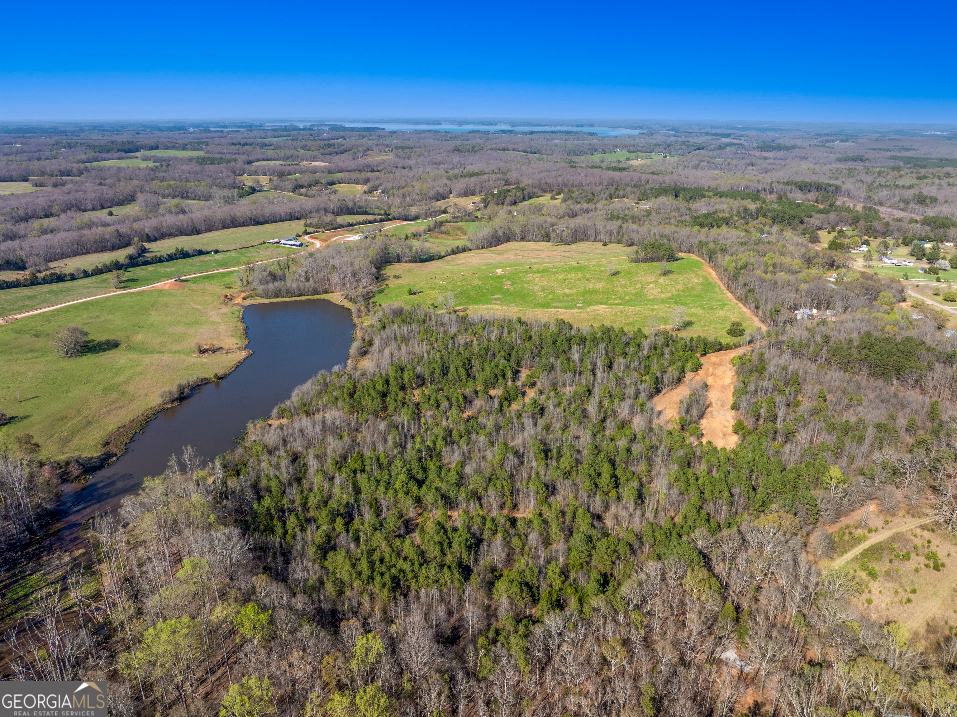 10 Legacy View Hartwell GA 30643