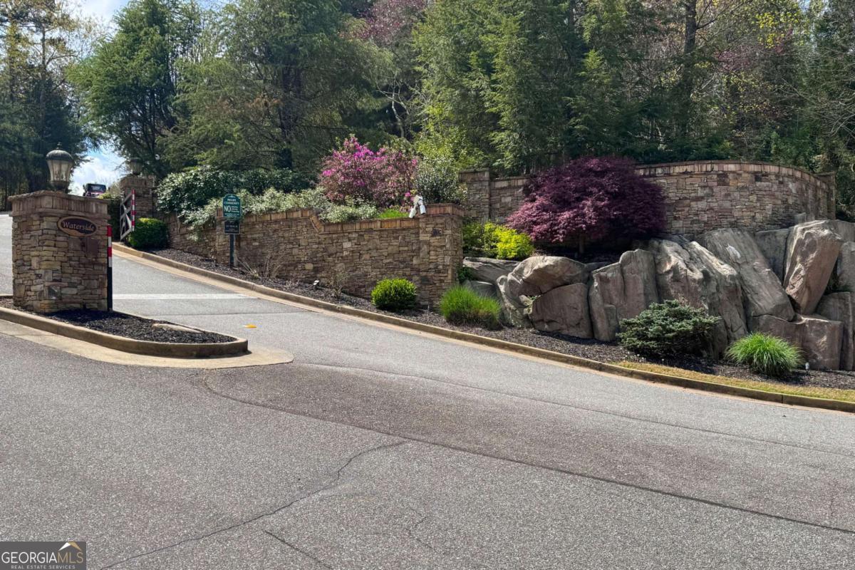12 Signal Mountain Circle Cartersville GA 30121