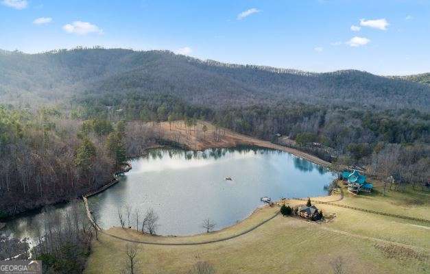 232 Andes Ridge Ellijay GA 30540