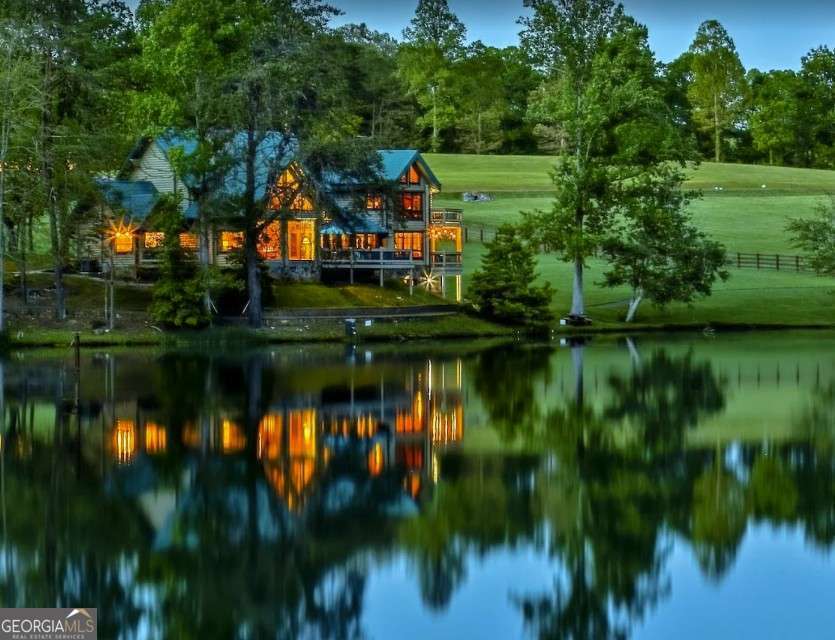 232 Andes Ridge Ellijay GA 30540